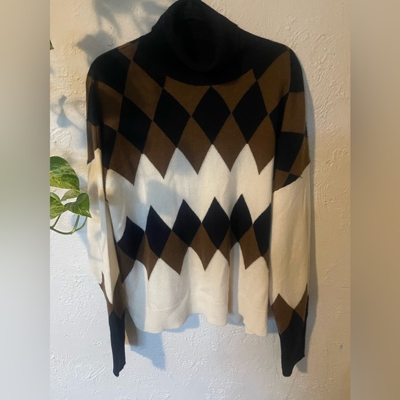 J. Crew Relaxed Fit Cashmere Turtleneck Sweater In Argyle - Picture 3 of 7